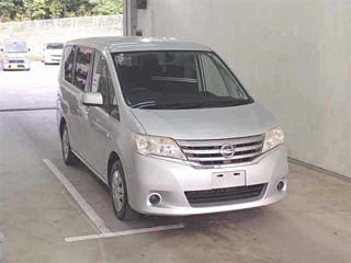 NISSAN SERENA 2011
