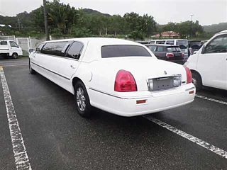 Заказать FORD LINCOLN TOWNCAR