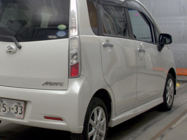 DAIHATSU MOVE 2012