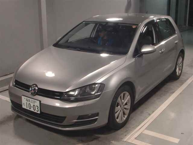 VOLKSWAGEN GOLF 2014