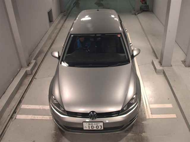 VOLKSWAGEN GOLF 2014