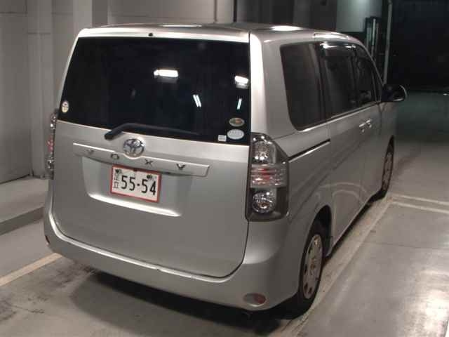 TOYOTA VOXY 2008