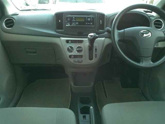 DAIHATSU MIRA E S 2014