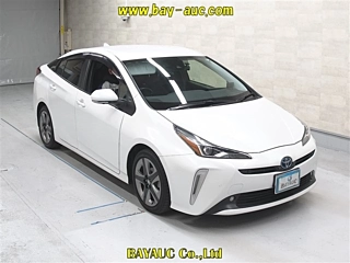 TOYOTA PRIUS 2021