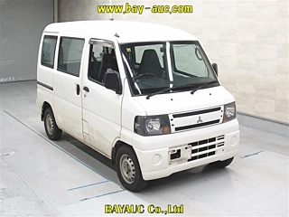 MITSUBISHI MINICAB VAN 2011