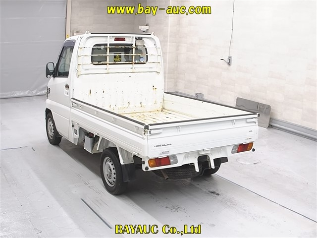 MITSUBISHI MINICAB TRUCK 2011