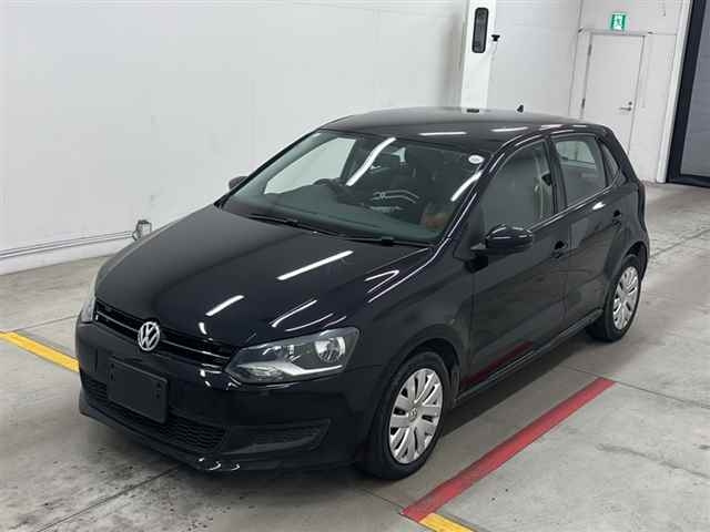 VOLKSWAGEN POLO 2014