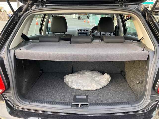 VOLKSWAGEN POLO 2014