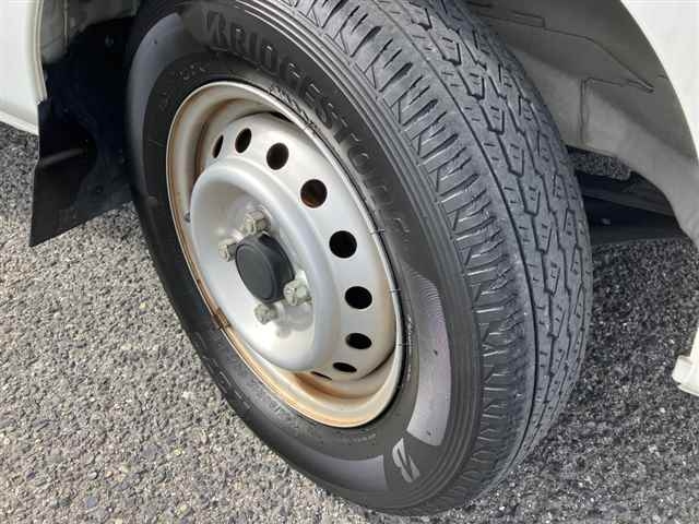 MITSUBISHI MINICAB TRUCK 2015