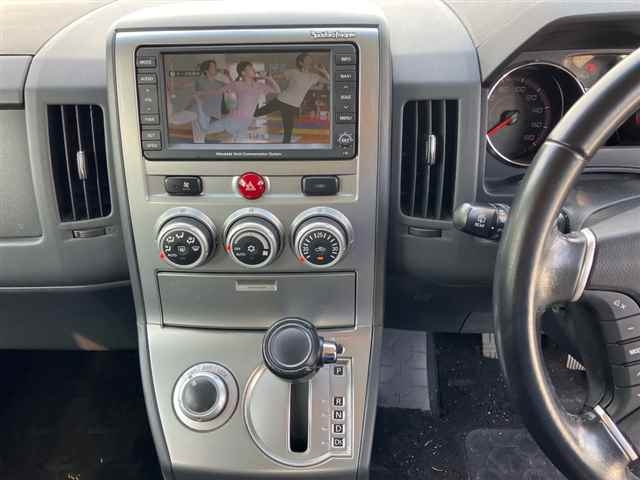 MITSUBISHI DELICA D5 2008