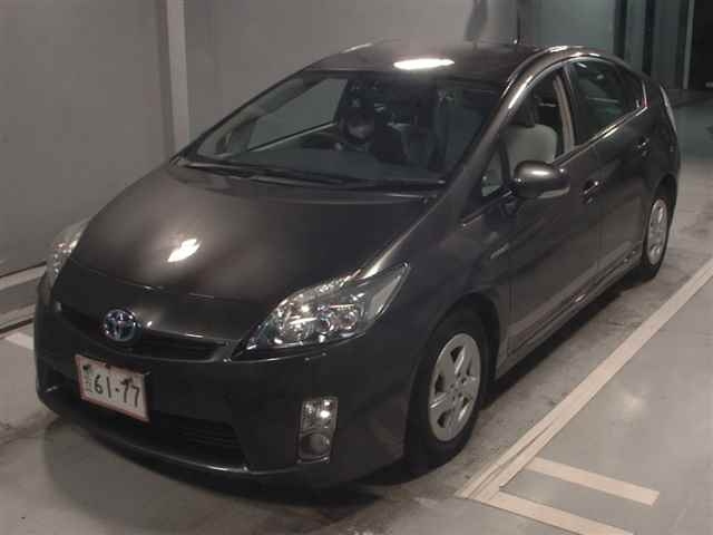 TOYOTA PRIUS 2011