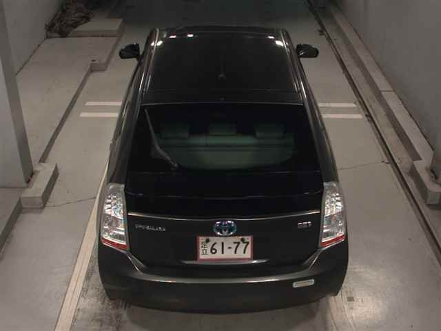 TOYOTA PRIUS 2011
