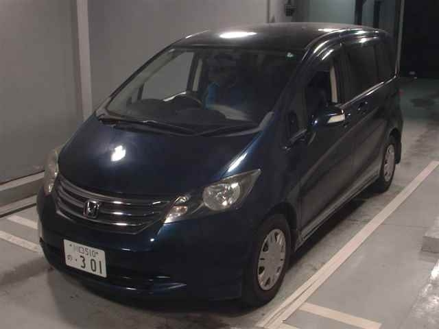 HONDA FREED 2008