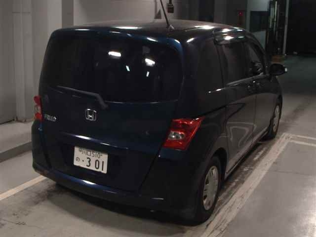 HONDA FREED 2008