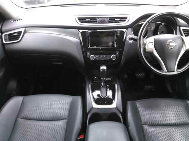 NISSAN X-TRAIL 2014