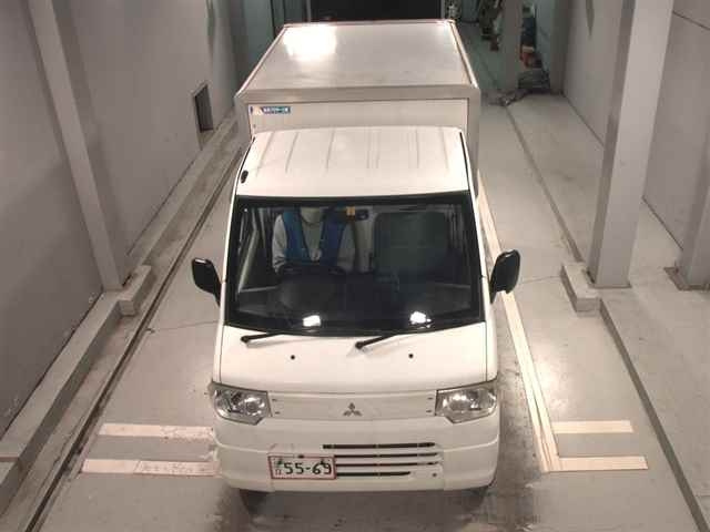 MITSUBISHI MINICAB TRUCK 2012