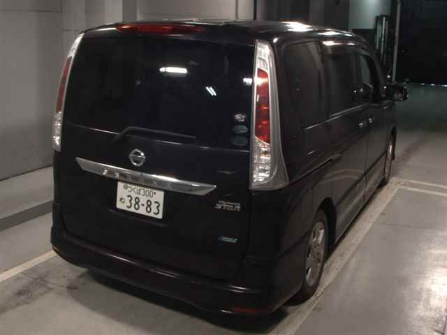 NISSAN SERENA 2011