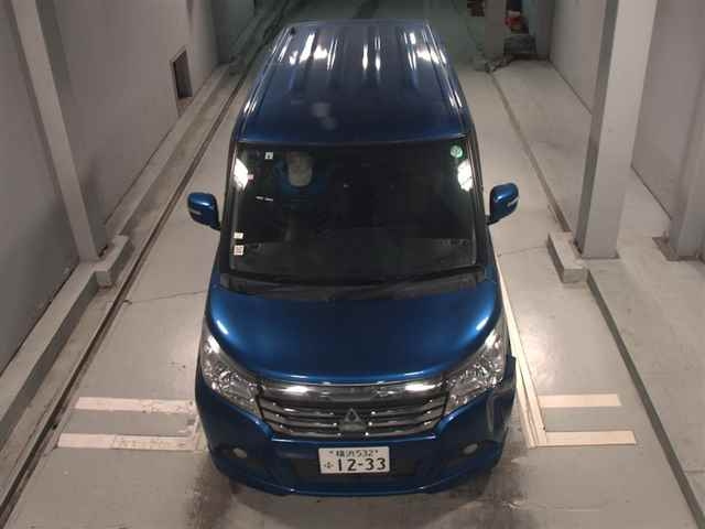 MITSUBISHI DELICA D2 2017