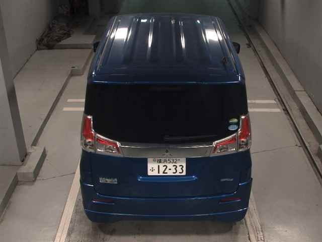 MITSUBISHI DELICA D2 2017