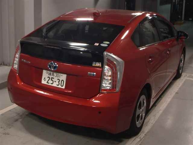 TOYOTA PRIUS 2012