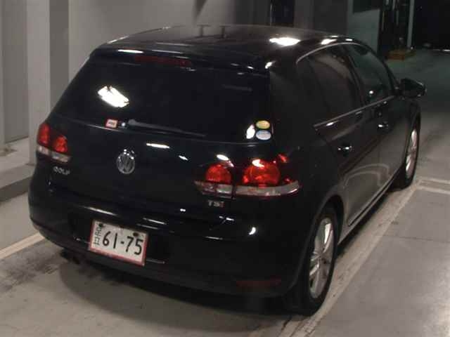 VOLKSWAGEN GOLF 2012