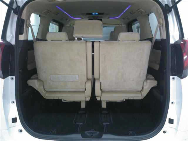 TOYOTA ALPHARD 2015