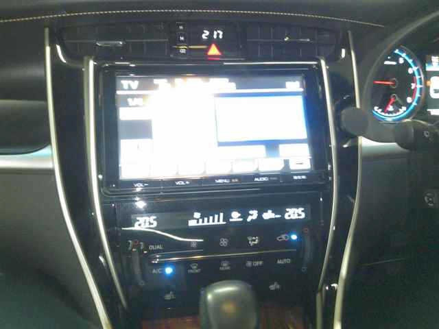 TOYOTA HARRIER 2013