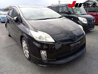 TOYOTA PRIUS 2011