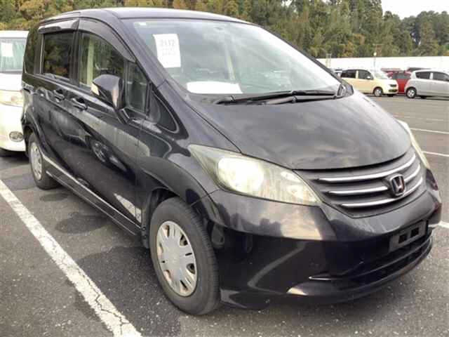 HONDA FREED 2010