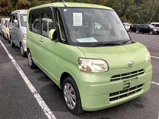 DAIHATSU TANTO 2013