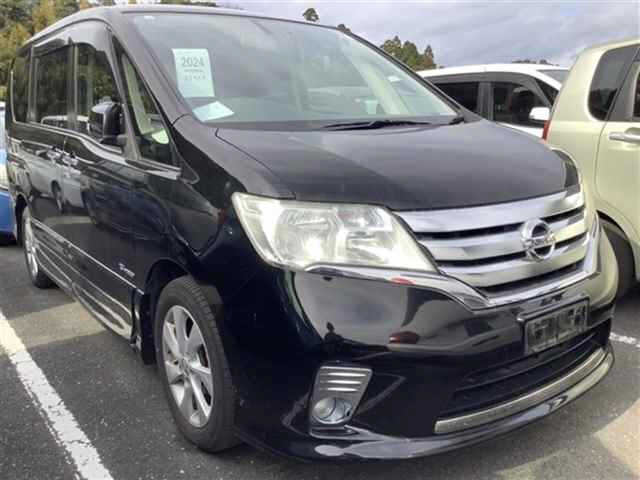 NISSAN SERENA 2013