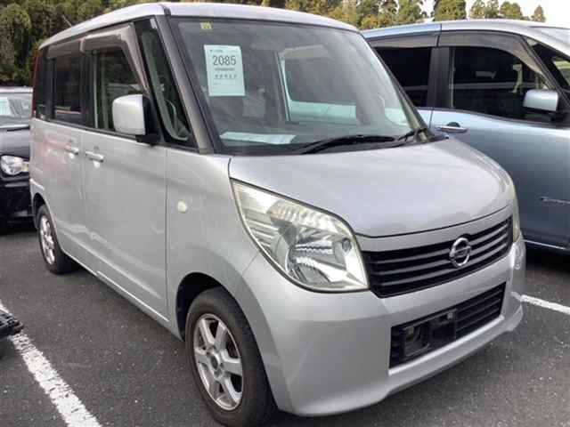 NISSAN ROOX 2010