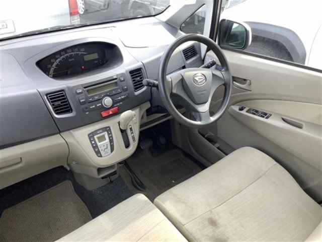 DAIHATSU MOVE 2011