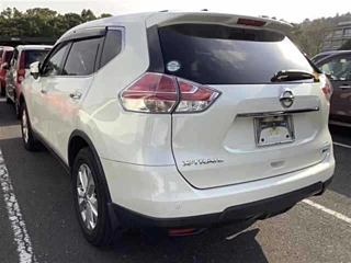 NISSAN X-TRAIL 2015