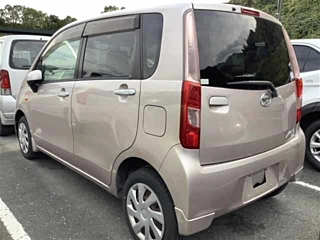 DAIHATSU MOVE 2011
