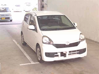 TOYOTA PIXIS EPOCH 2015