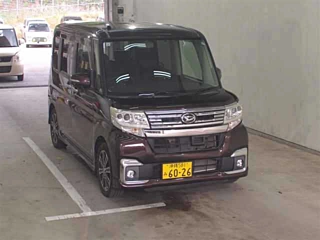 DAIHATSU TANTO 2015