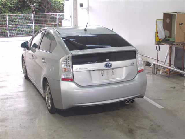 TOYOTA PRIUS 2011
