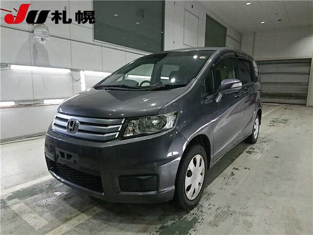 HONDA FREED 2013