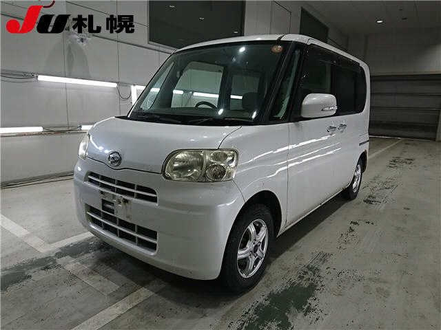 DAIHATSU TANTO 2010
