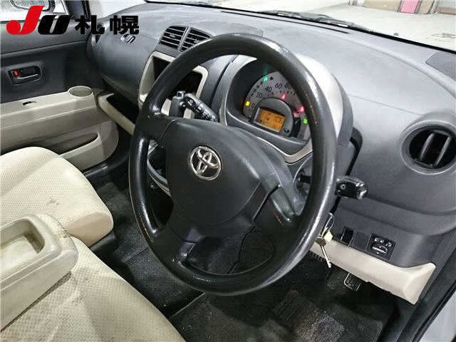 TOYOTA PASSO 2010