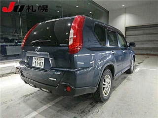 NISSAN X-TRAIL 2012