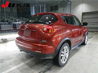 NISSAN JUKE 2010