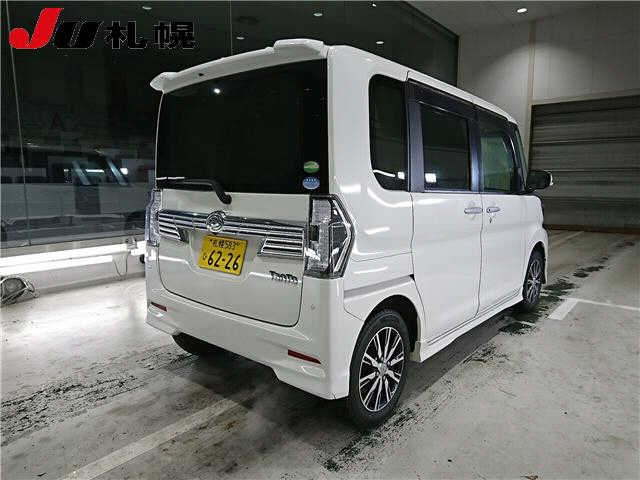 DAIHATSU TANTO 2018