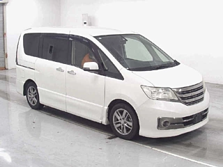 NISSAN SERENA 2013