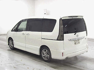 NISSAN SERENA 2013