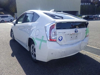 TOYOTA PRIUS 2015