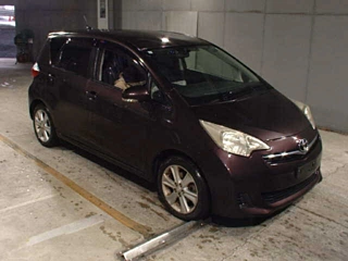 TOYOTA RACTIS 2011