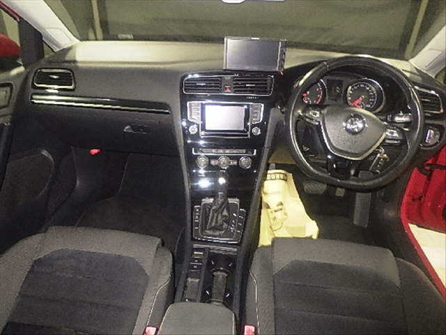 VOLKSWAGEN GOLF 2013