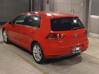 VOLKSWAGEN GOLF 2013